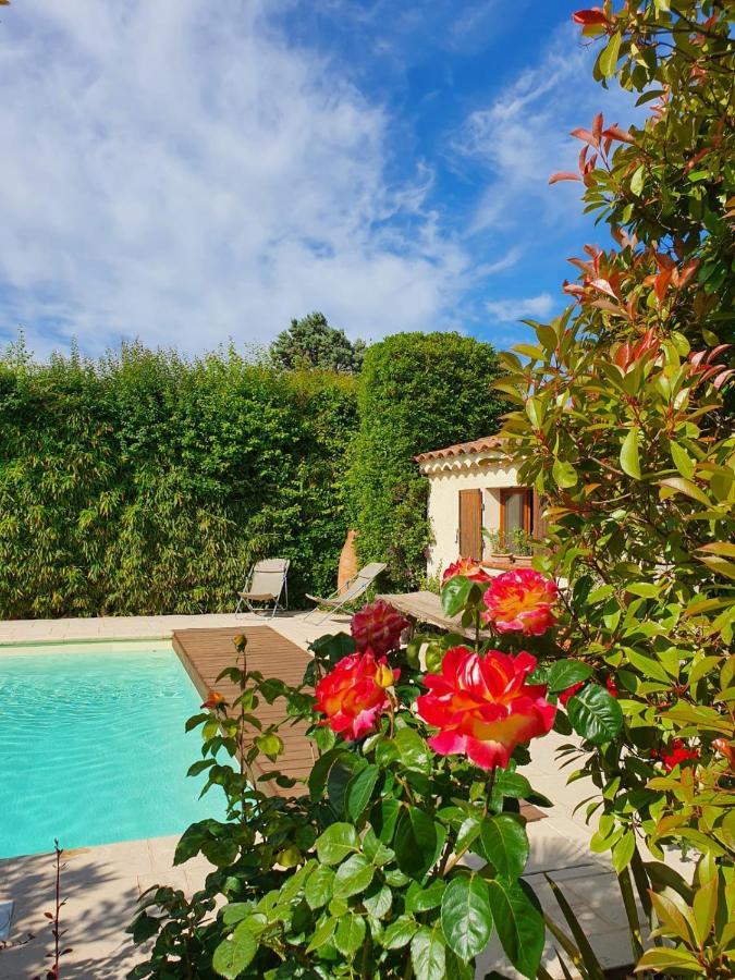 La Cabane Du Pesquier En Provence Caumont-sur-Durance Экстерьер фото